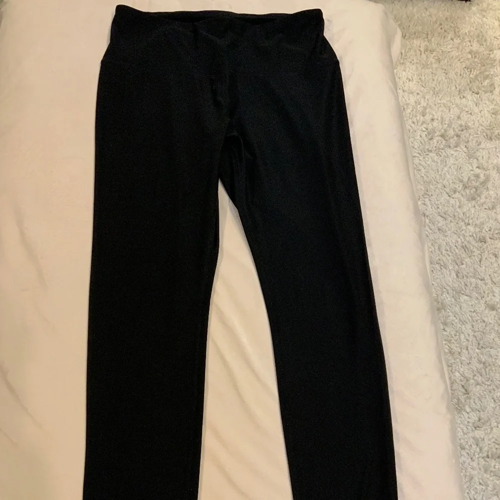 Reebok Black L leggings Active  Workout Adventure Travel Minimalist Normcore Gym